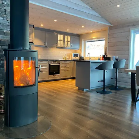 Fjelltun Holiday home *