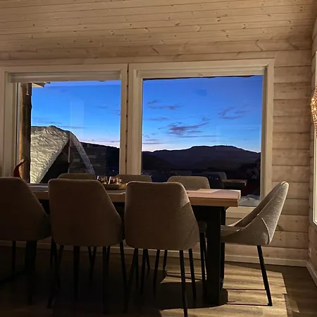 Сasa de vacaciones Fjelltun