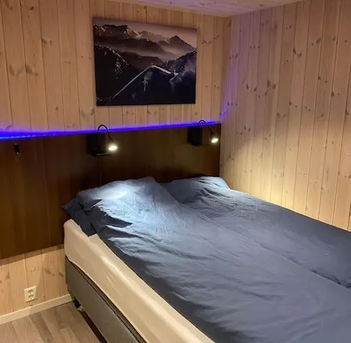 Holiday home Fjelltun