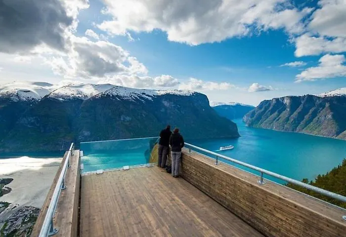 Holiday home Fjelltun