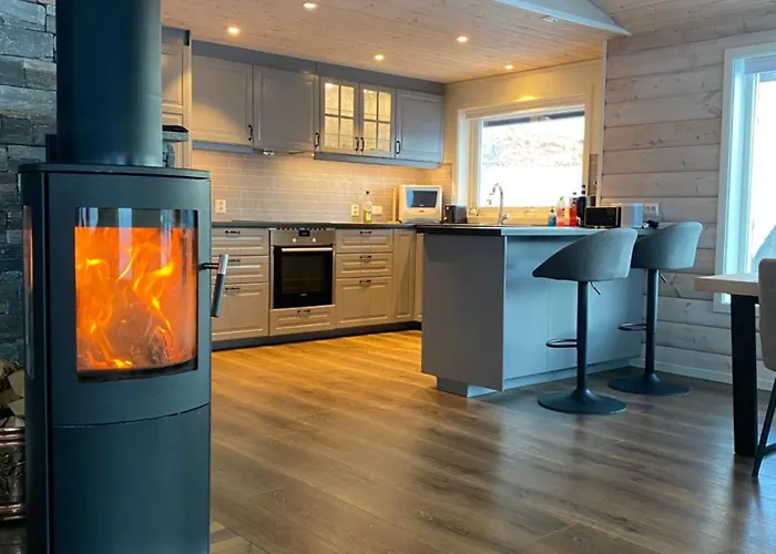 Fjelltun Holiday home *